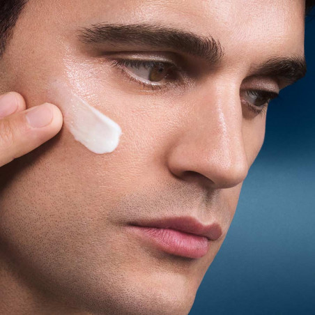 THE MOISTURIZING FRESH CREAM